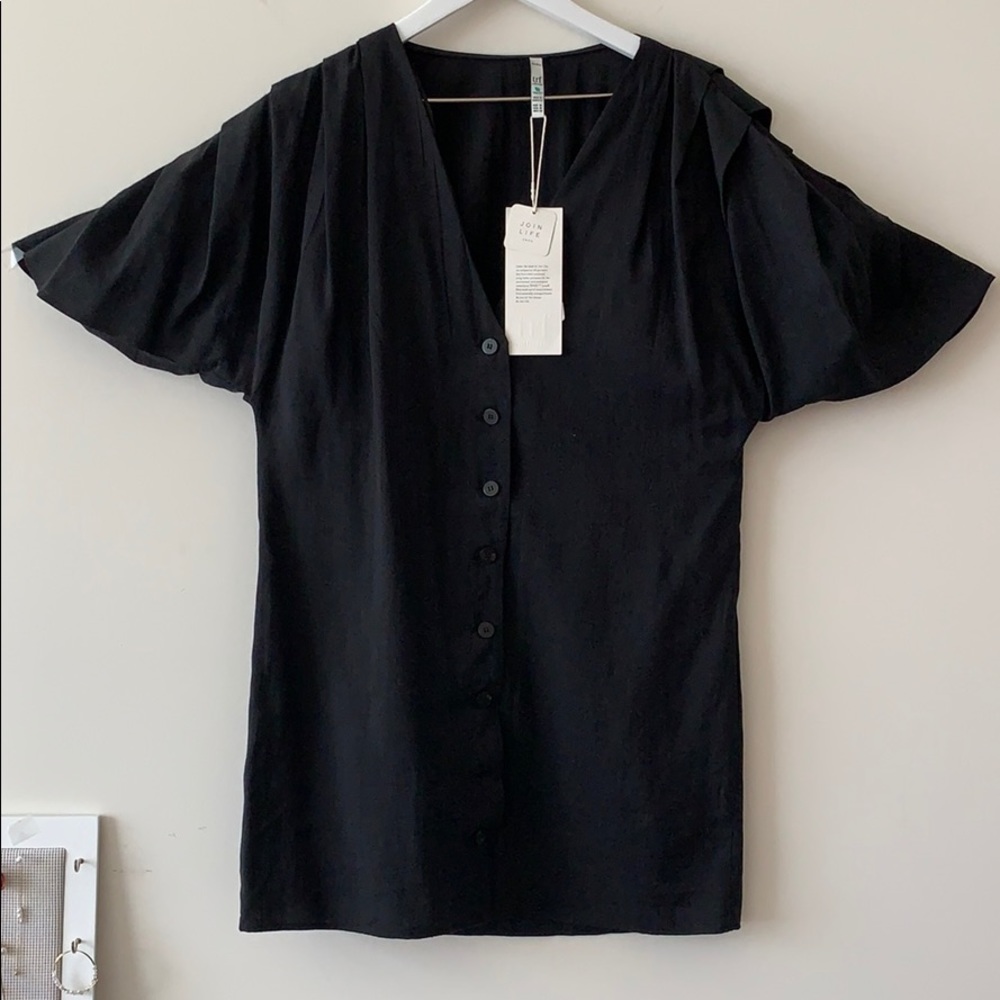 Zara trf  v-neck button down dress ruched sleeve M